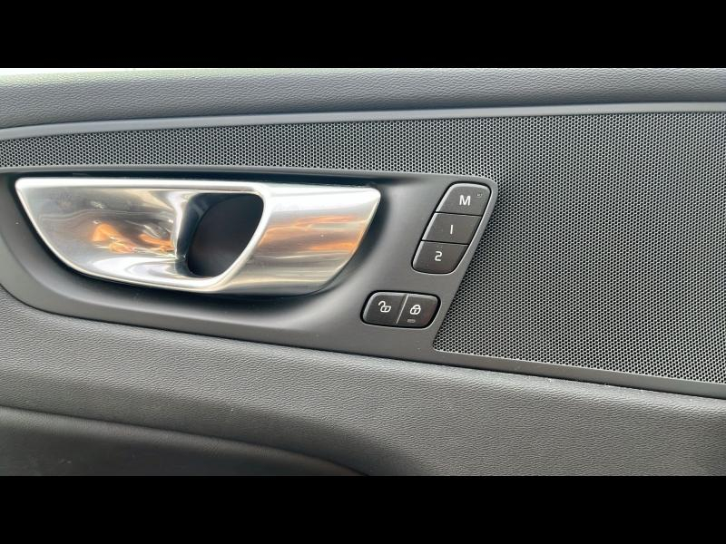 Photo 19 de l’annonce de VOLVO XC60 d’occasion à vendre à TOULON