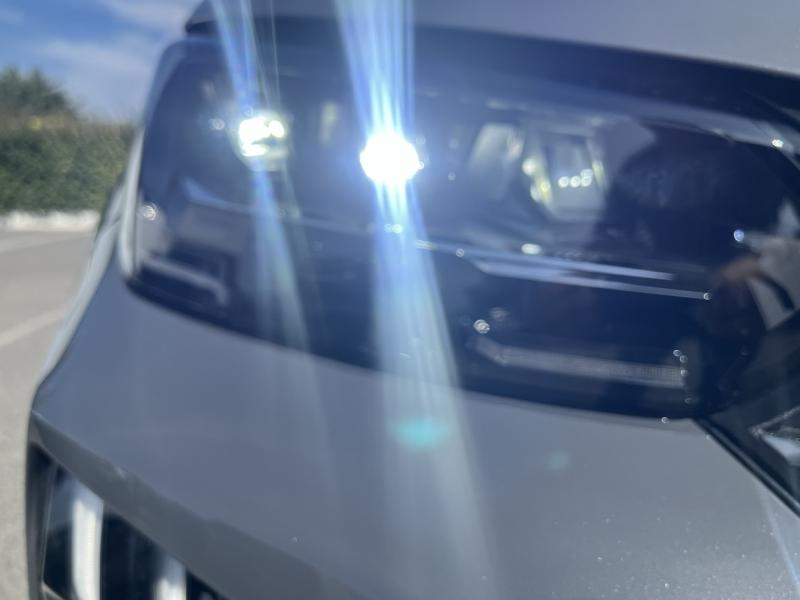 Photo 11 de l’annonce de PEUGEOT 2008 d’occasion à vendre à BRIGNOLES