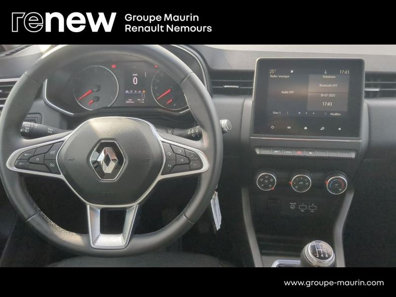 Photo 14 de l’annonce de RENAULT Clio d’occasion à vendre à SAINT PIERRE LES NEMOURS