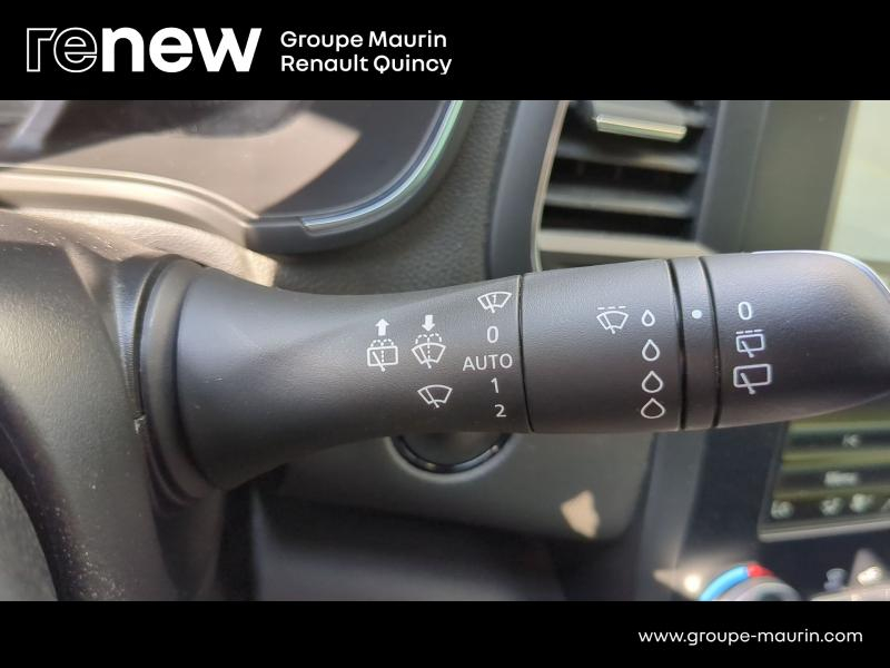 Photo 11 de l’annonce de RENAULT Megane d’occasion à vendre à QUINCY-SOUS-SÉNART
