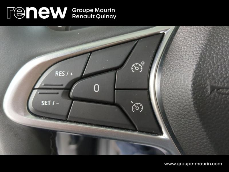 Photo 14 de l’annonce de RENAULT Clio d’occasion à vendre à QUINCY-SOUS-SÉNART