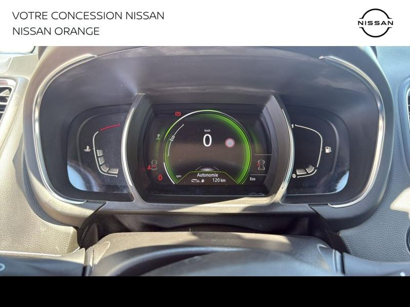 Photo 18 de l’annonce de RENAULT Scenic d’occasion à vendre à BOLLÈNE