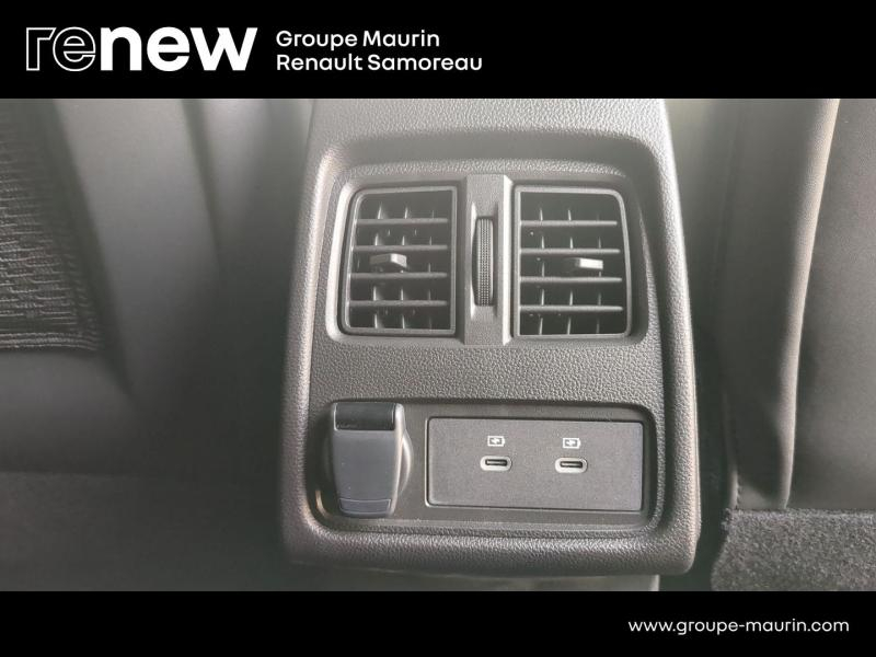 Photo 13 de l’annonce de RENAULT  d’occasion à vendre à SAMOREAU