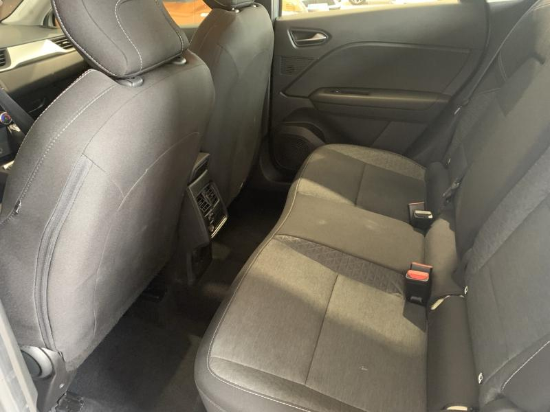 Photo 7 de l’annonce de RENAULT Captur d’occasion à vendre à CHENNEVIÈRES-SUR-MARNE