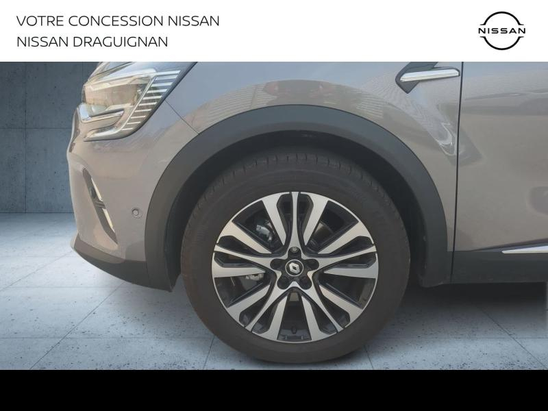 Photo 5 de l’annonce de RENAULT Captur d’occasion à vendre à DRAGUIGNAN