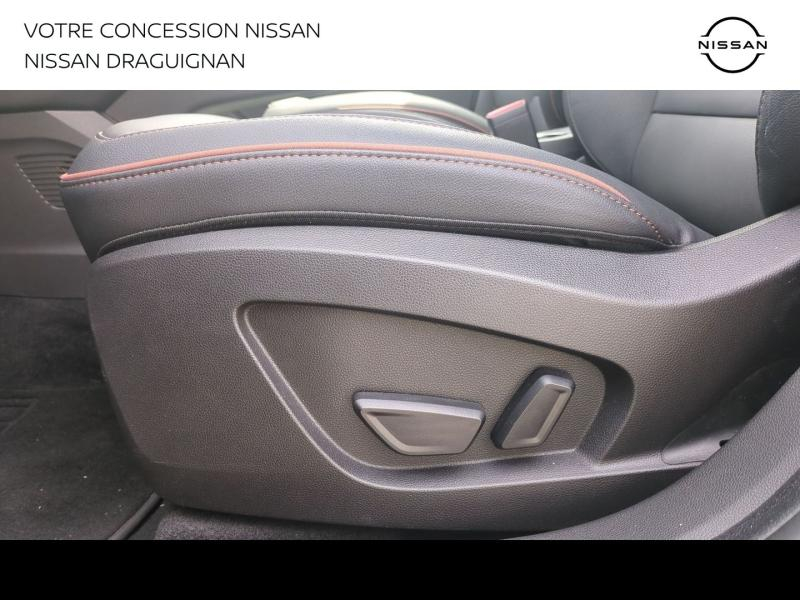 Photo 16 de l’annonce de RENAULT Captur d’occasion à vendre à DRAGUIGNAN