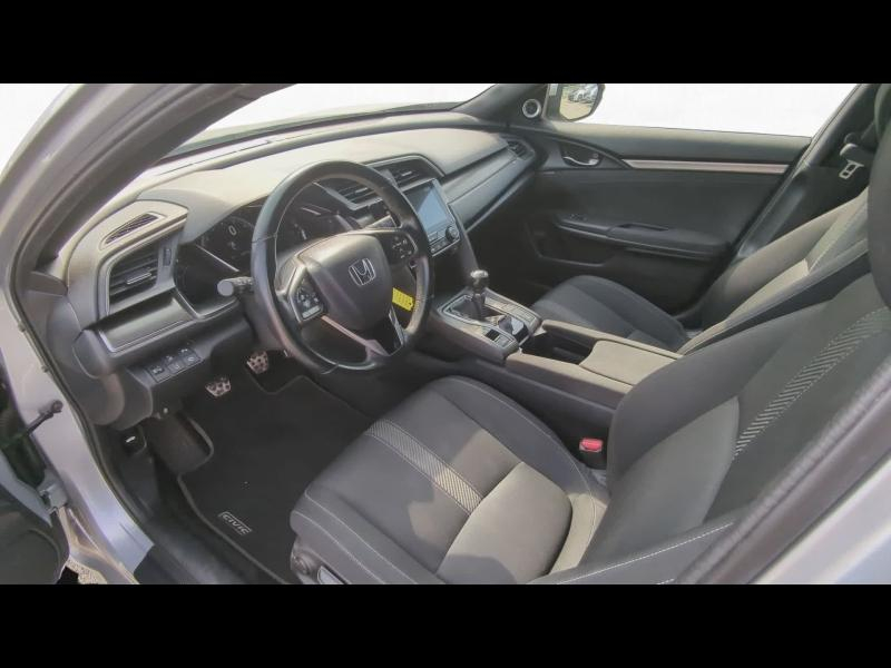 Photo 10 de l’annonce de HONDA Civic d’occasion à vendre à BOLLÈNE