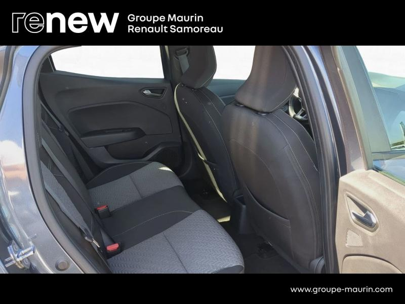 Photo 9 de l’annonce de RENAULT Clio d’occasion à vendre à SAMOREAU