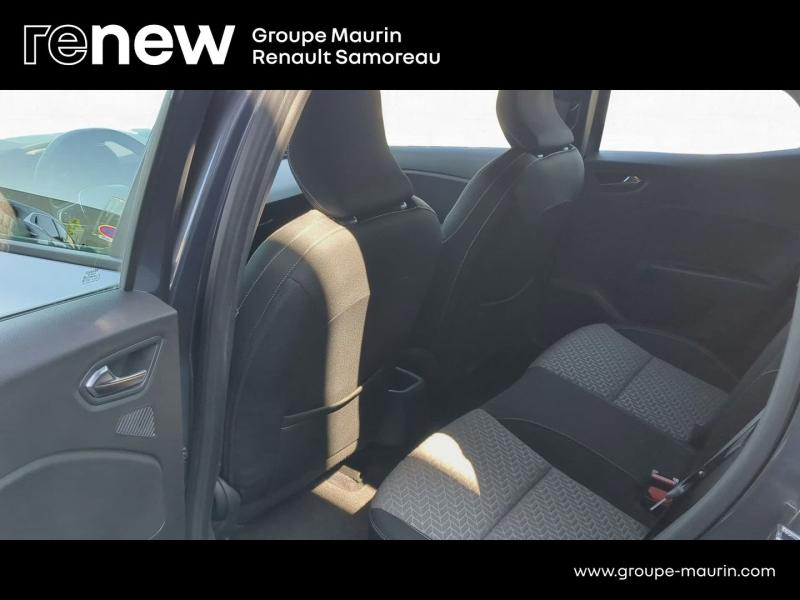 Photo 15 de l’annonce de RENAULT Clio d’occasion à vendre à SAMOREAU