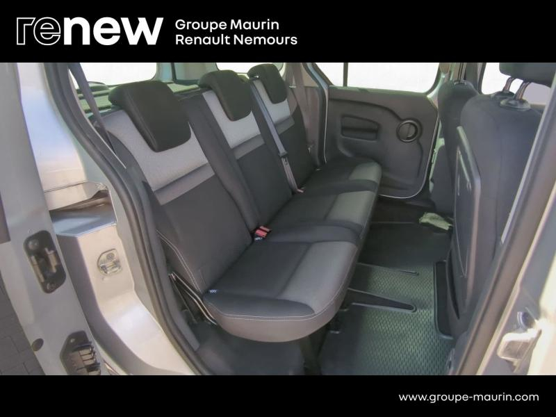 Photo 13 de l’annonce de RENAULT Kangoo d’occasion à vendre à SAINT PIERRE LES NEMOURS