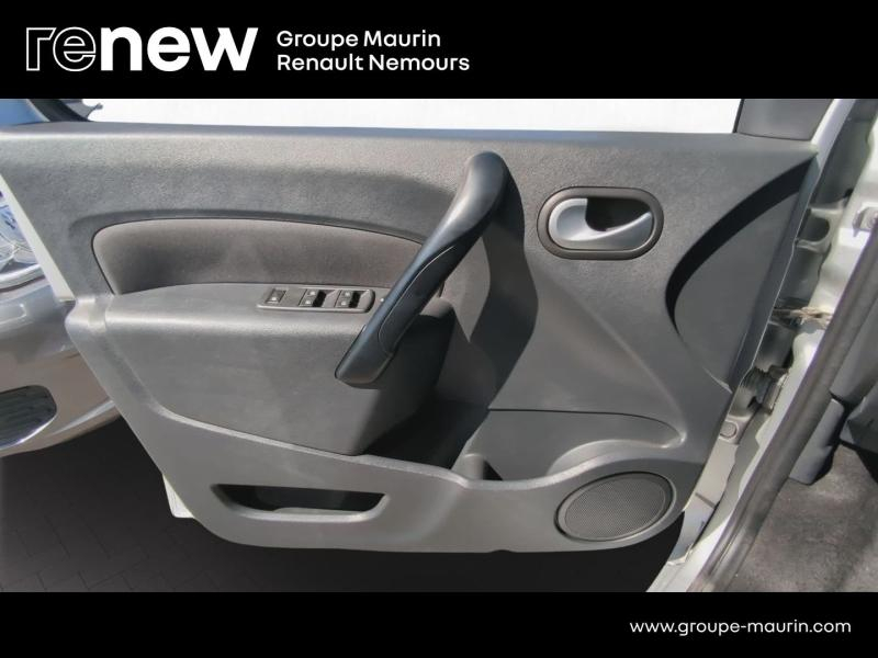 Photo 17 de l’annonce de RENAULT Kangoo d’occasion à vendre à SAINT PIERRE LES NEMOURS