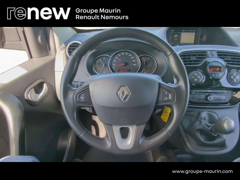 Photo 18 de l’annonce de RENAULT Kangoo d’occasion à vendre à SAINT PIERRE LES NEMOURS