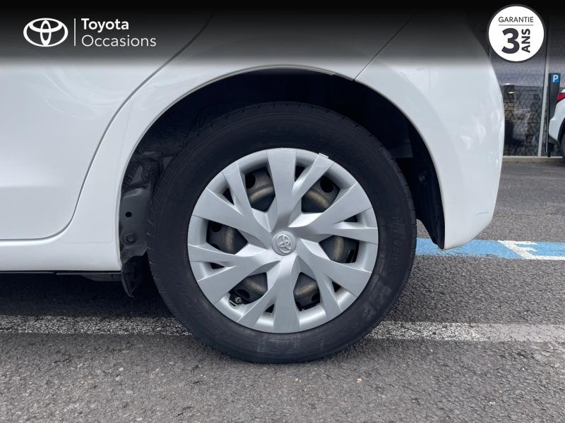 Photo 16 de l’annonce de TOYOTA Yaris d’occasion à vendre à AUBIÈRE