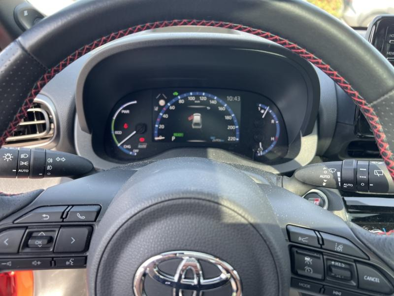 Photo 11 de l’annonce de TOYOTA Yaris Cross d’occasion à vendre à AUBIÈRE