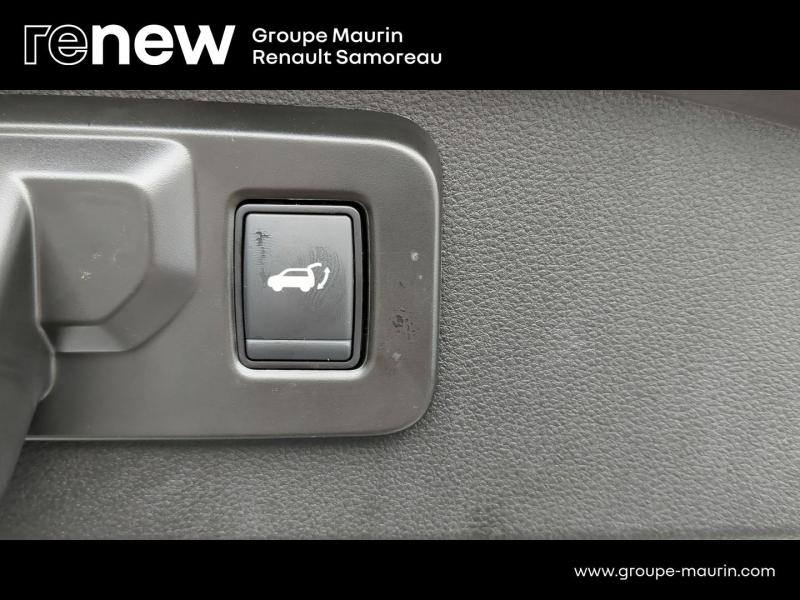 Photo 10 de l’annonce de RENAULT Scenic d’occasion à vendre à SAMOREAU