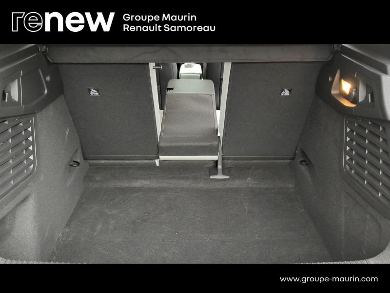 Photo 17 de l’annonce de RENAULT Scenic d’occasion à vendre à SAMOREAU