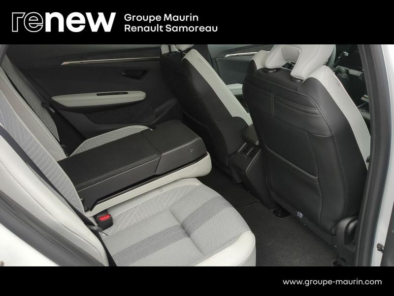 Photo 18 de l’annonce de RENAULT Scenic d’occasion à vendre à SAMOREAU