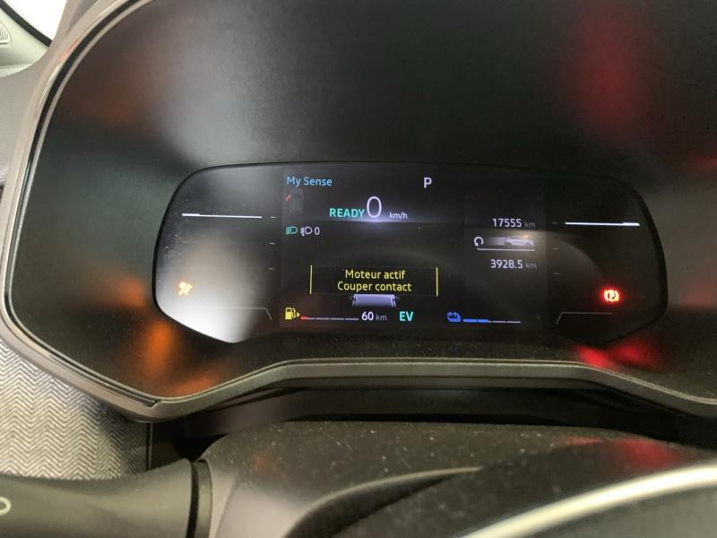 Photo 6 de l’annonce de RENAULT Clio d’occasion à vendre à CHENNEVIÈRES-SUR-MARNE