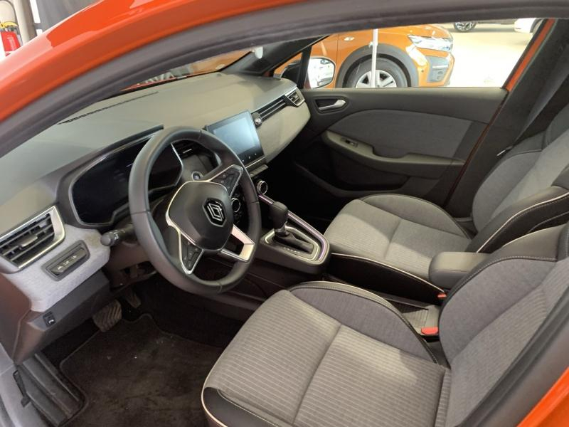 Photo 8 de l’annonce de RENAULT Clio d’occasion à vendre à CHENNEVIÈRES-SUR-MARNE