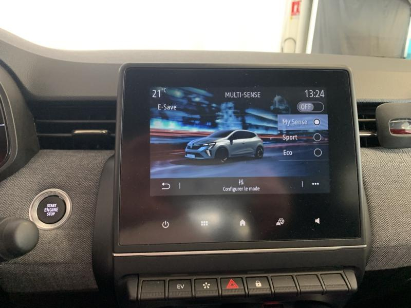 Photo 10 de l’annonce de RENAULT Clio d’occasion à vendre à CHENNEVIÈRES-SUR-MARNE