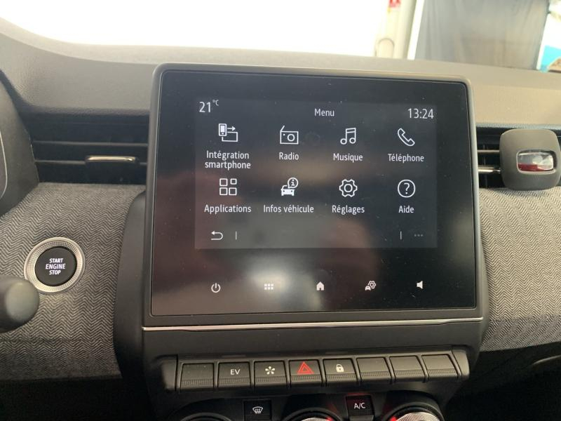Photo 12 de l’annonce de RENAULT Clio d’occasion à vendre à CHENNEVIÈRES-SUR-MARNE