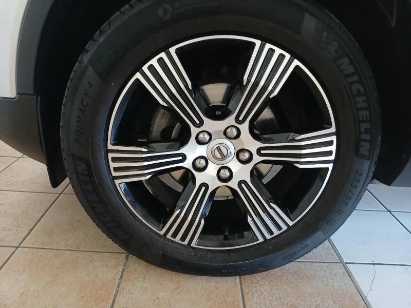 Photo 9 de l’annonce de VOLVO XC40 d’occasion à vendre à CHENNEVIÈRES-SUR-MARNE