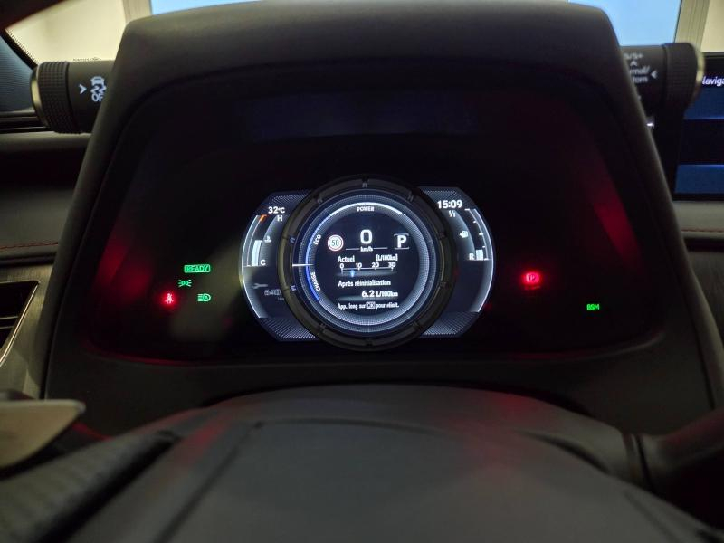 Photo 5 de l’annonce de LEXUS UX d’occasion à vendre à AUBIÈRE