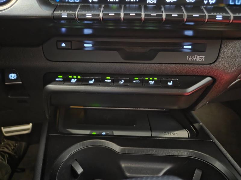 Photo 9 de l’annonce de LEXUS UX d’occasion à vendre à AUBIÈRE
