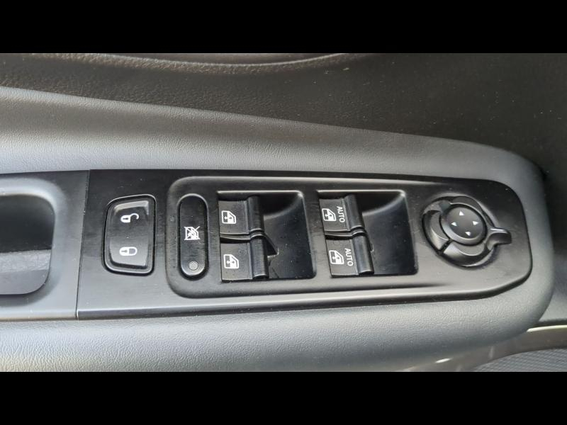 Photo 7 de l’annonce de JEEP Renegade d’occasion à vendre à CHAMBERY