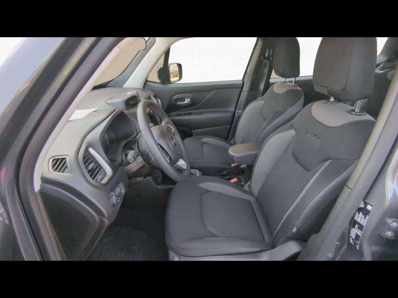 Photo 9 de l’annonce de JEEP Renegade d’occasion à vendre à CHAMBERY