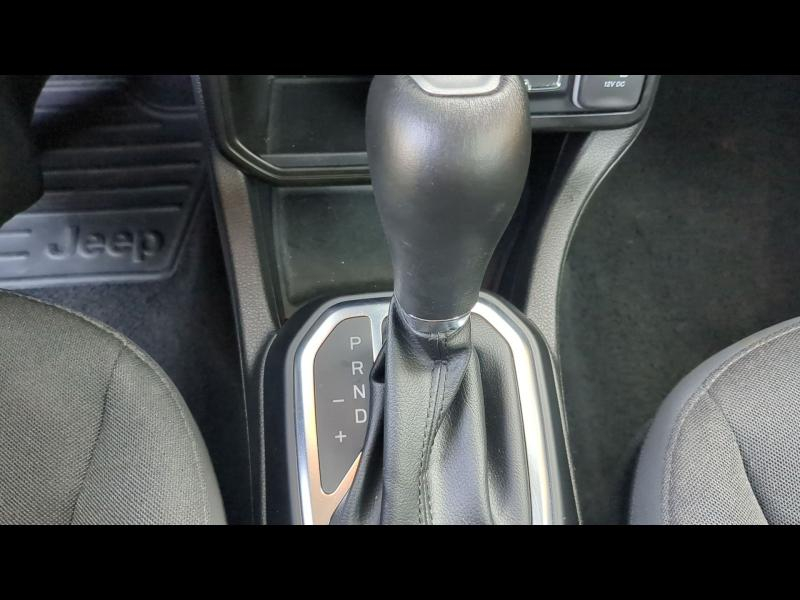 Photo 15 de l’annonce de JEEP Renegade d’occasion à vendre à CHAMBERY