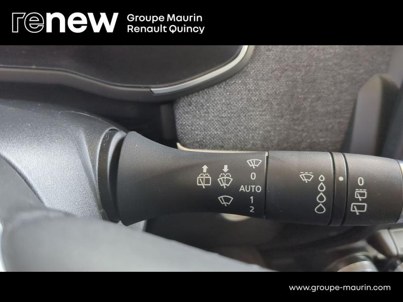 Photo 16 de l’annonce de RENAULT Zoe d’occasion à vendre à QUINCY-SOUS-SÉNART