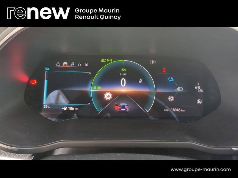 Photo 19 de l’annonce de RENAULT Zoe d’occasion à vendre à QUINCY-SOUS-SÉNART