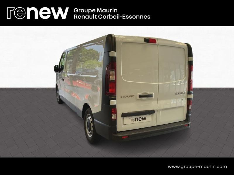 Photo 9 de l’annonce de RENAULT Trafic Fg VUL d’occasion à vendre à CORBEIL-ESSONNES
