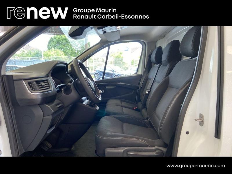 Photo 16 de l’annonce de RENAULT Trafic Fg VUL d’occasion à vendre à CORBEIL-ESSONNES