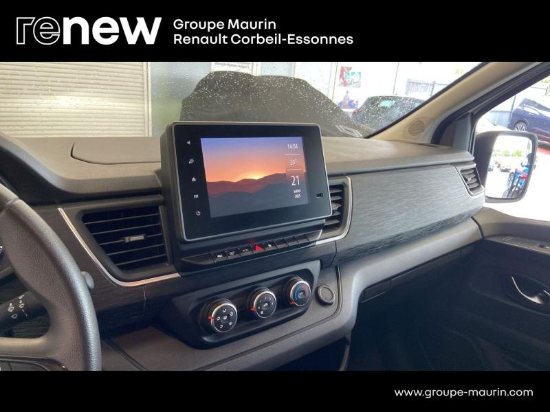 Photo 20 de l’annonce de RENAULT Trafic Fg VUL d’occasion à vendre à CORBEIL-ESSONNES
