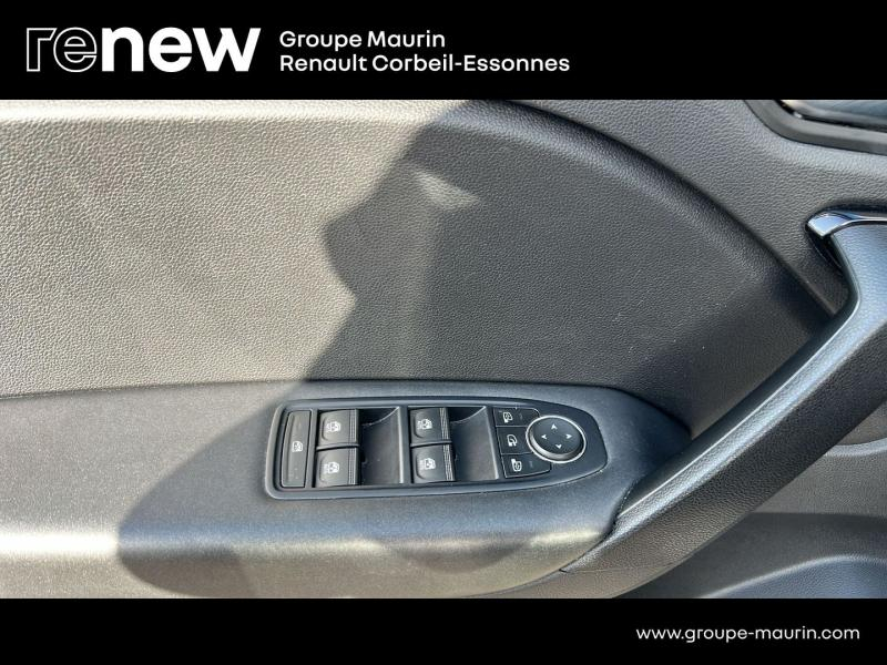 Photo 14 de l’annonce de RENAULT Captur d’occasion à vendre à CORBEIL-ESSONNES