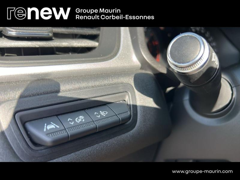 Photo 15 de l’annonce de RENAULT Captur d’occasion à vendre à CORBEIL-ESSONNES