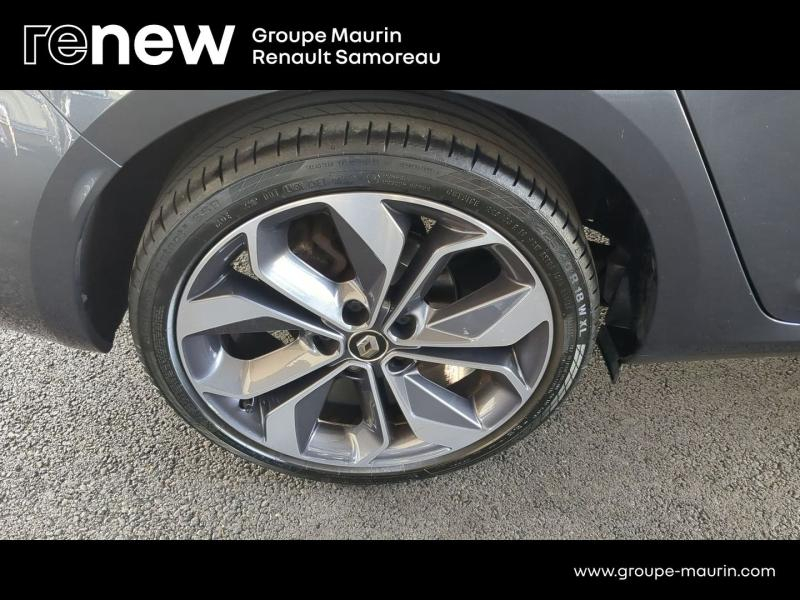Photo 8 de l’annonce de RENAULT Megane Estate d’occasion à vendre à SAMOREAU