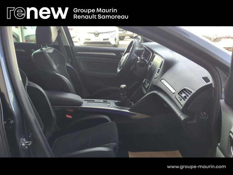 Photo 9 de l’annonce de RENAULT Megane Estate d’occasion à vendre à SAMOREAU