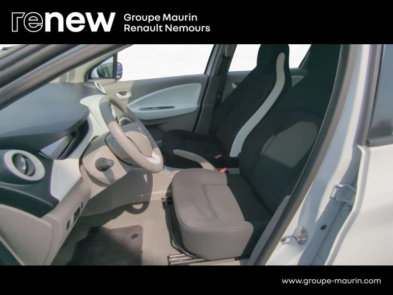 Photo 15 de l’annonce de RENAULT Zoe d’occasion à vendre à SAINT PIERRE LES NEMOURS
