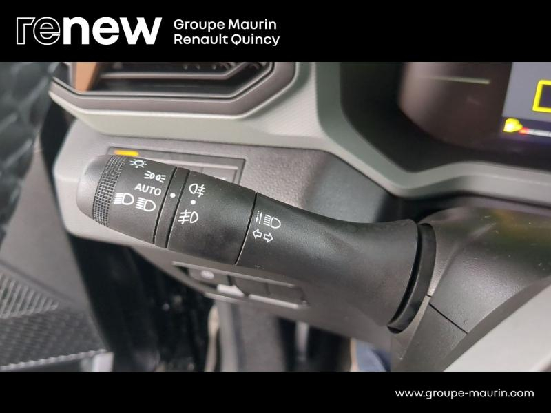 Photo 14 de l’annonce de DACIA Duster d’occasion à vendre à QUINCY-SOUS-SÉNART