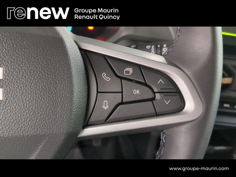 Photo 17 de l’annonce de DACIA Duster d’occasion à vendre à QUINCY-SOUS-SÉNART