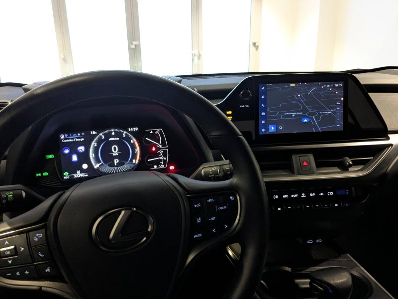 Photo 4 de l’annonce de LEXUS UX d’occasion à vendre à AUBIÈRE