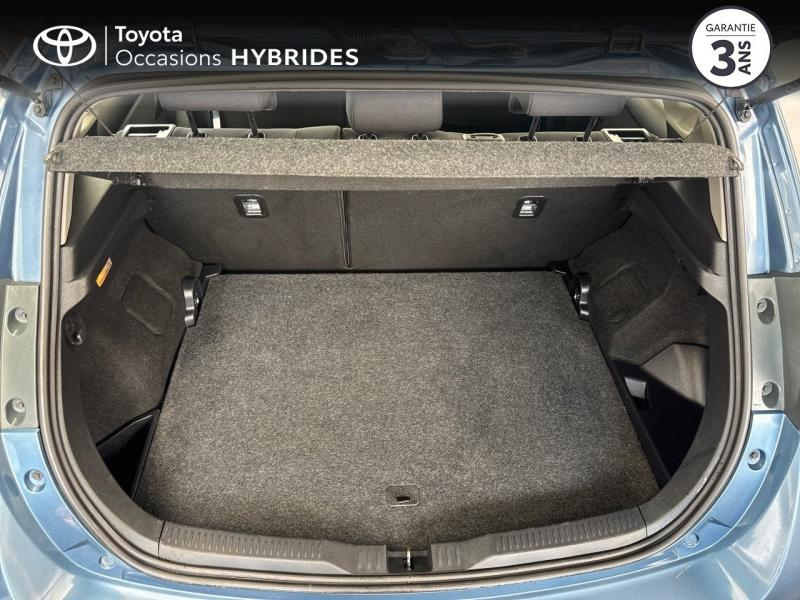 Photo 10 de l’annonce de TOYOTA Auris d’occasion à vendre à LE CRÈS