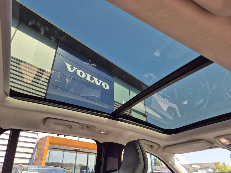 Photo 16 de l’annonce de VOLVO XC90 d’occasion à vendre à AVIGNON
