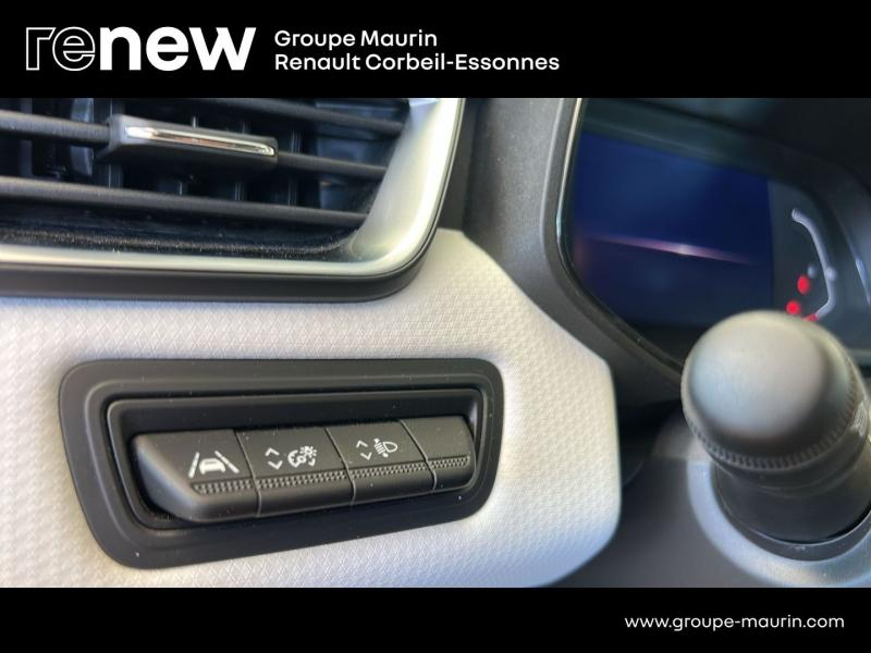 Photo 14 de l’annonce de RENAULT Clio d’occasion à vendre à CORBEIL-ESSONNES
