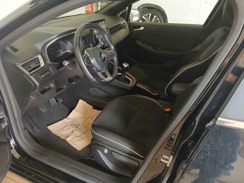 Photo 3 de l’annonce de RENAULT Clio d’occasion à vendre à CHENNEVIÈRES-SUR-MARNE