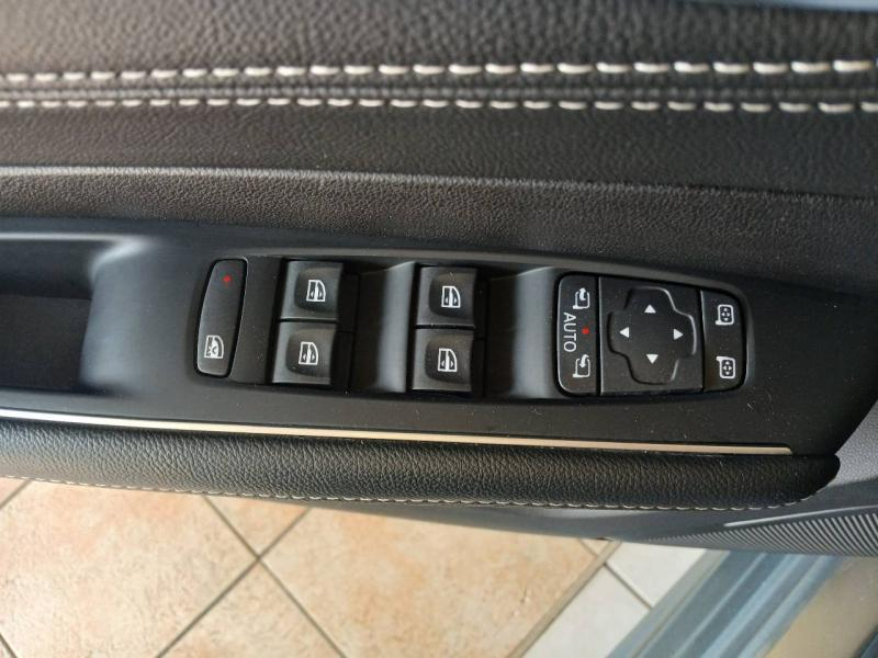 Photo 8 de l’annonce de RENAULT Talisman d’occasion à vendre à CHENNEVIÈRES-SUR-MARNE