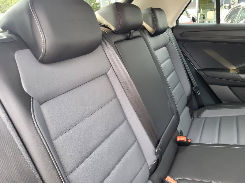 Photo 5 de l’annonce de VOLKSWAGEN T-Roc d’occasion à vendre à ANNECY